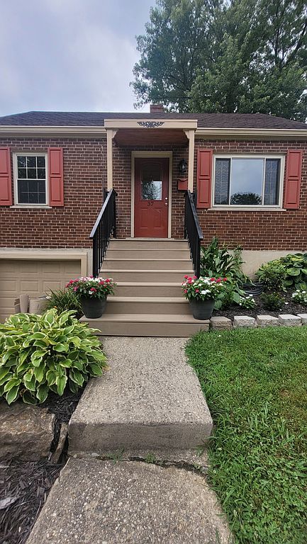 37 E Lakeside Ave - Property Image
