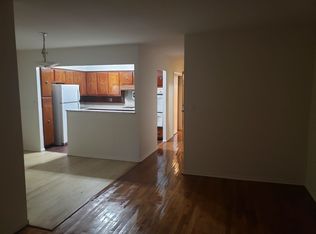 22-44 Steinway St #2, Astoria, NY 11105