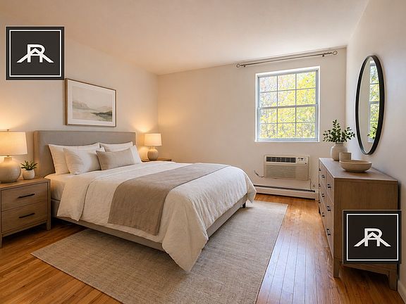 5th image of 802 Centre St #306