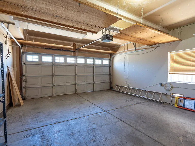 1109 Camellia Ct — Photo 42