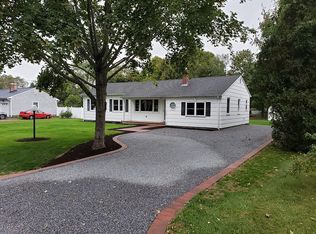 200 Gardiners Ln, Southold, NY 11971
