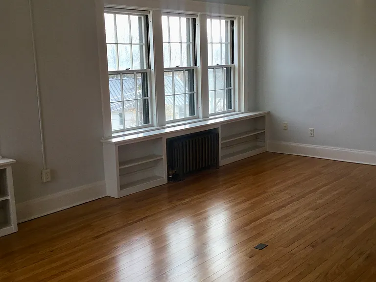 123 South St — Photo 2