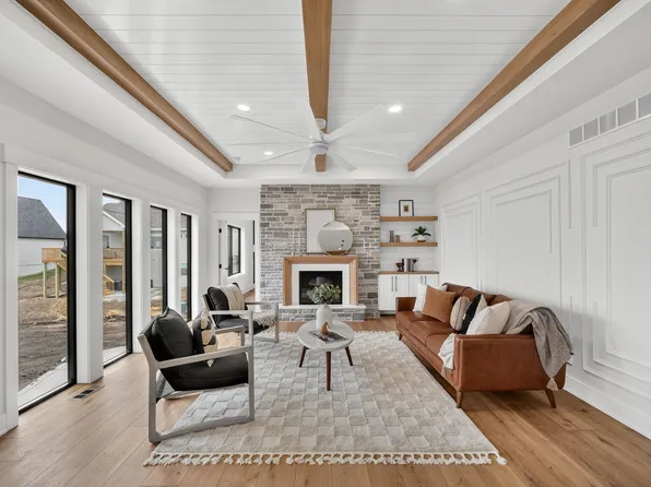 1370 NW Brooks Dr, Waukee, IA 50263