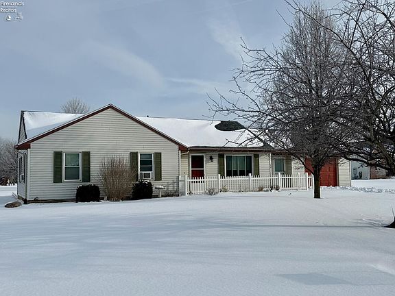4th image of 12 Beechwood Dr
