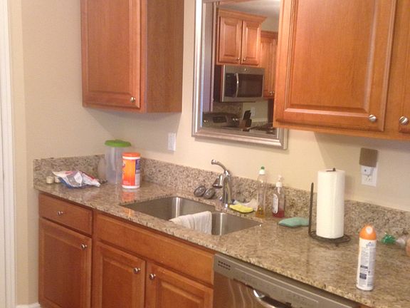 3rd image of 24 Lafayette St APT 2