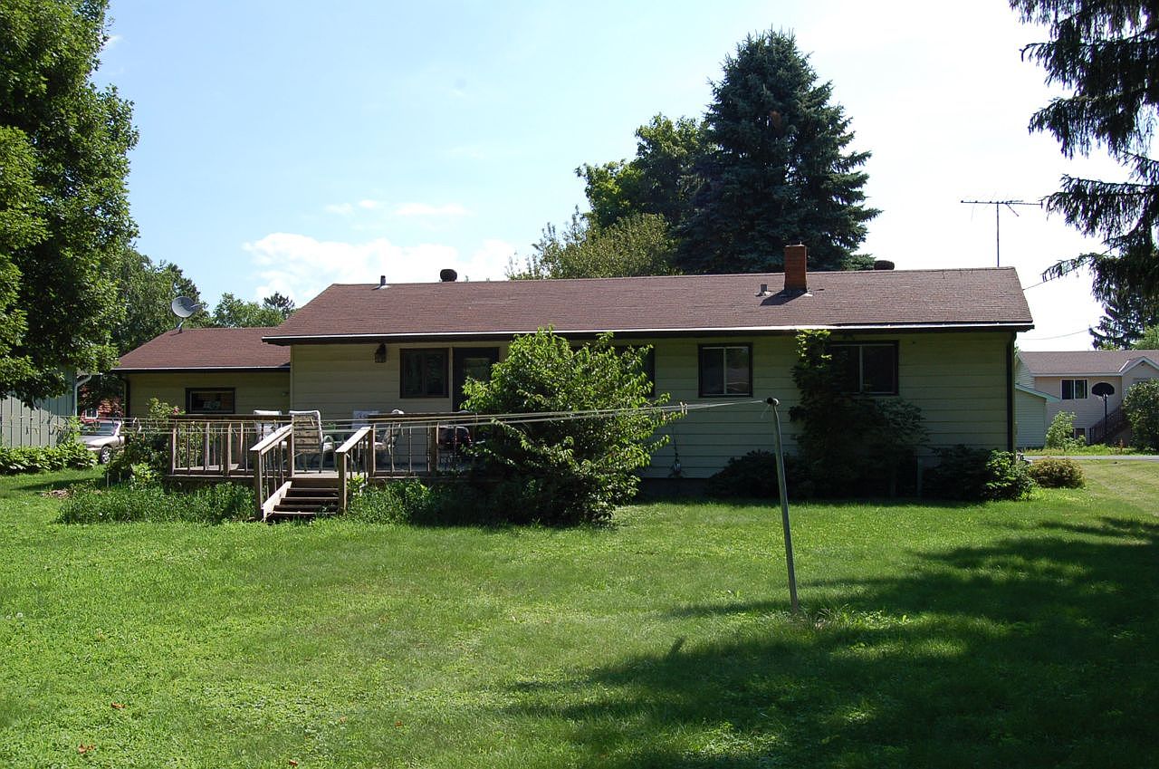 713 Michigan Ave, Centuria, WI 54824 Zillow