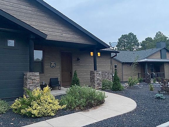 4th image of 830 N 36th Dr #830
