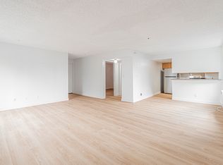 13890 Sayre St #1, Sylmar, CA 91342
