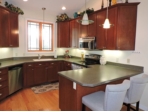 Don't forget the quality kitchen with solid surfaces