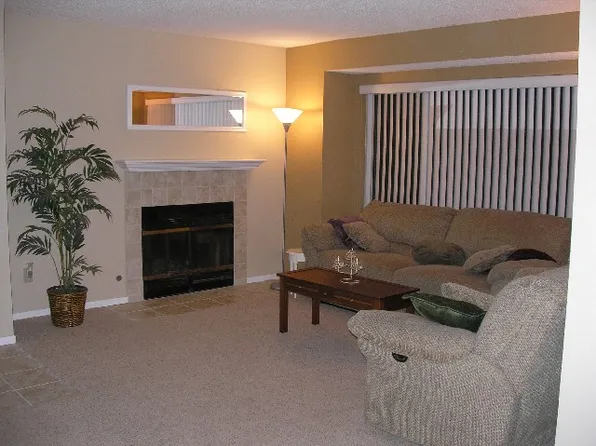 10291 Bell Gardens Dr Unit 8, Santee, CA 92071
