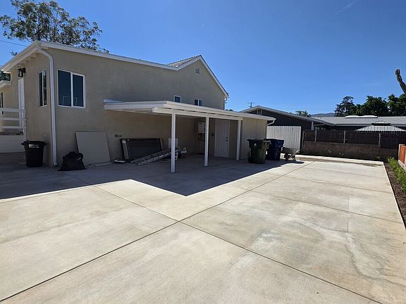3rd image of 10323 Samoa Ave