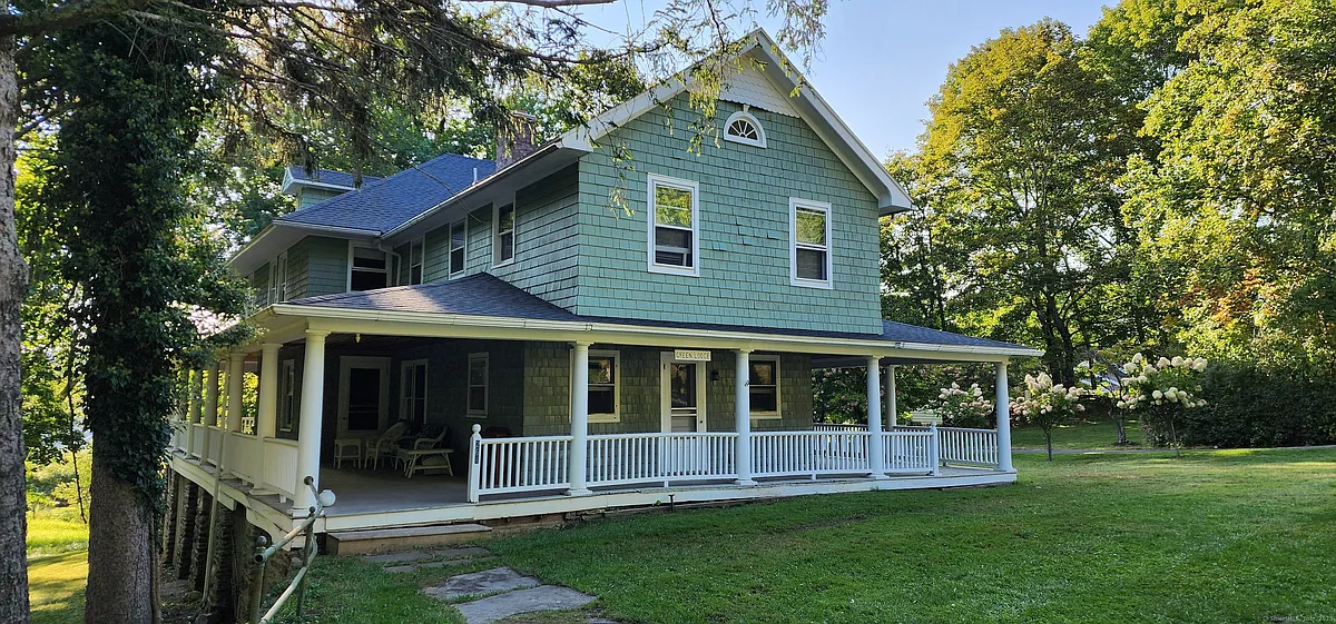 Building Photo - 264 Twin Lakes Rd