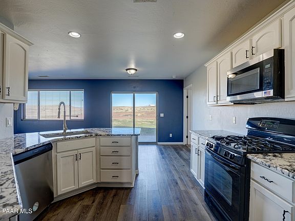 4th image of 200 N Outback Rd