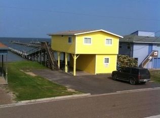 516 N Shore Dr, Port Mansfield, TX 78598
