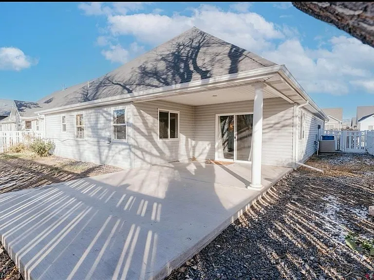1335 Fivemile Creek Ave — Photo 24