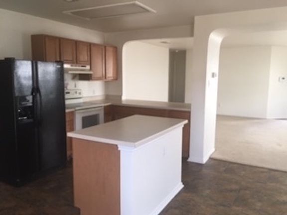 3rd image of 202 Sunny Brook Dr