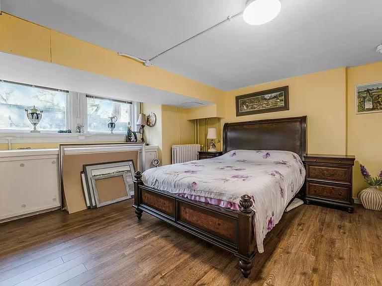 3380 The Cres — Photo 28