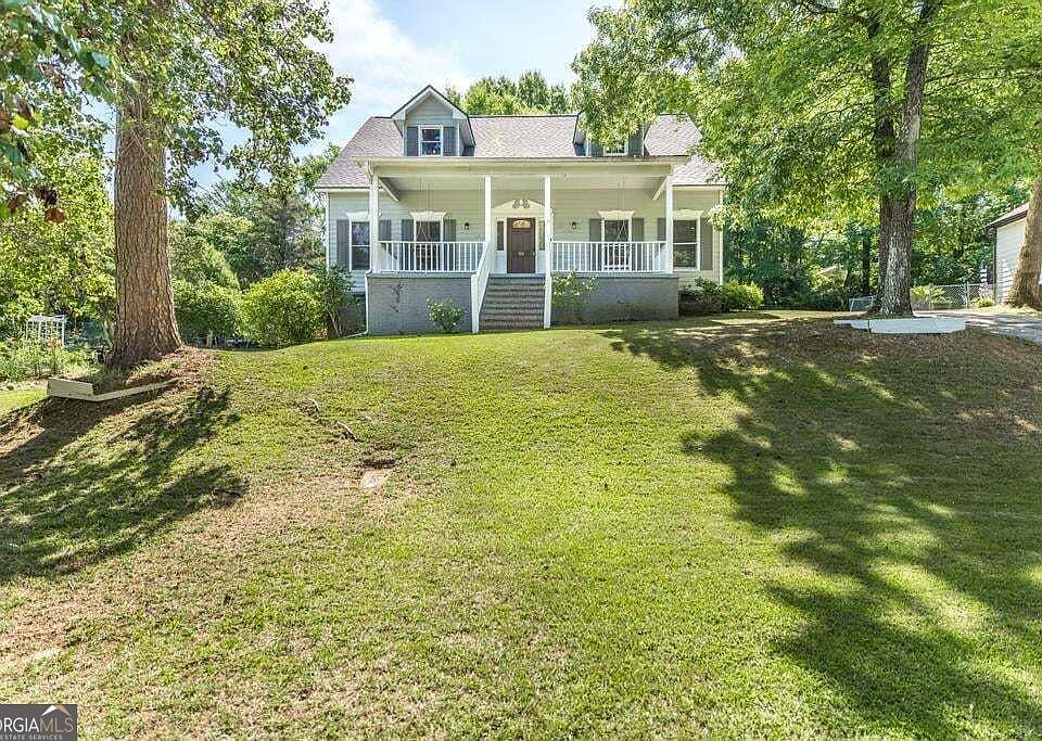1st image of 252 N Wesleyan Cir