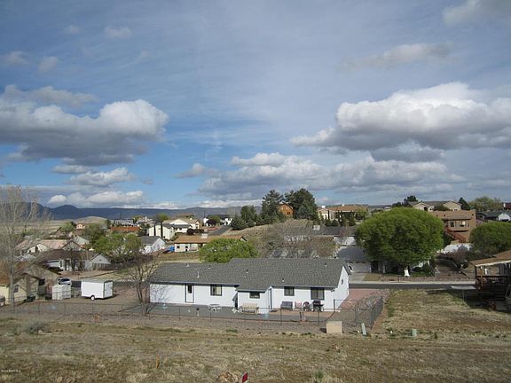 3rd image of 5619 N Squaw Dr