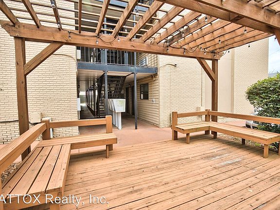 4th image of 615 W St Augustine St APT 32