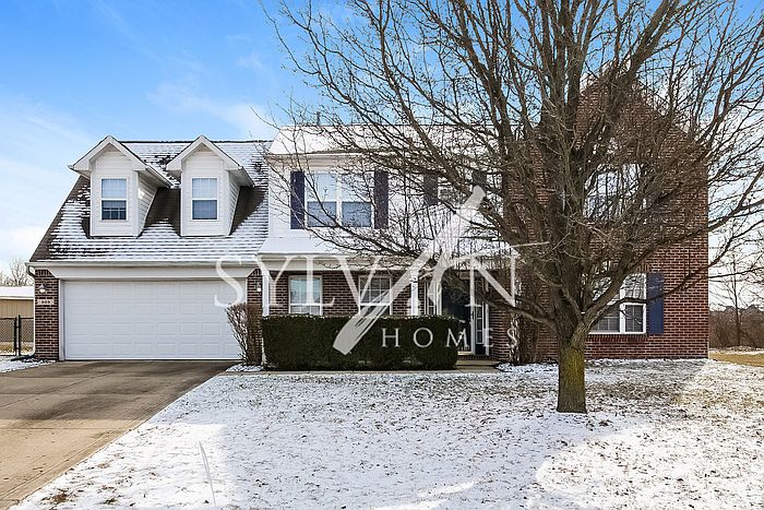 1st image of 929 Heatherwood Dr