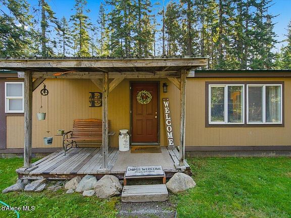 2nd image of 30532 N Red Fir Rd