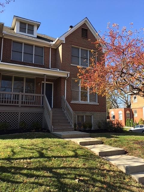 1st image of 825 Park St