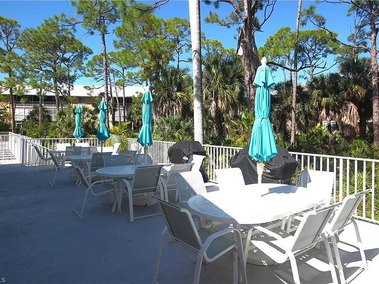 3062 Sandpiper Bay Cir #K302 — Photo 29