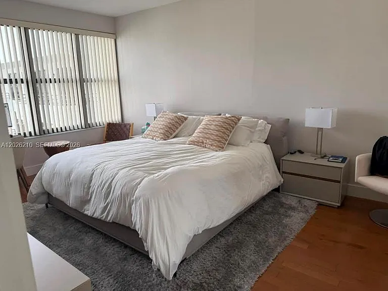 2500 Parkview Dr #2518 — Photo 8