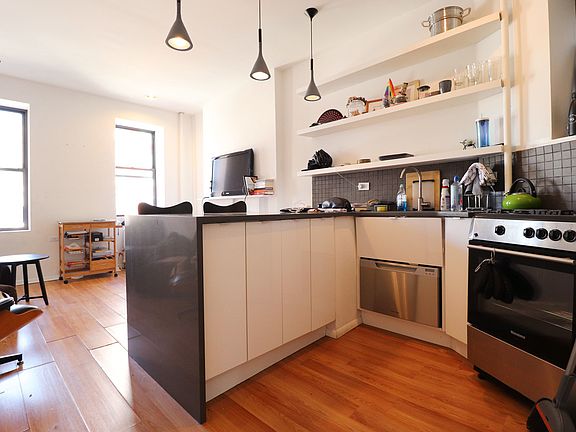 2nd image of 410 W 36th St APT 4FE