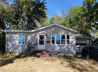 4414 Curtis Ave, Omaha, NE 68111