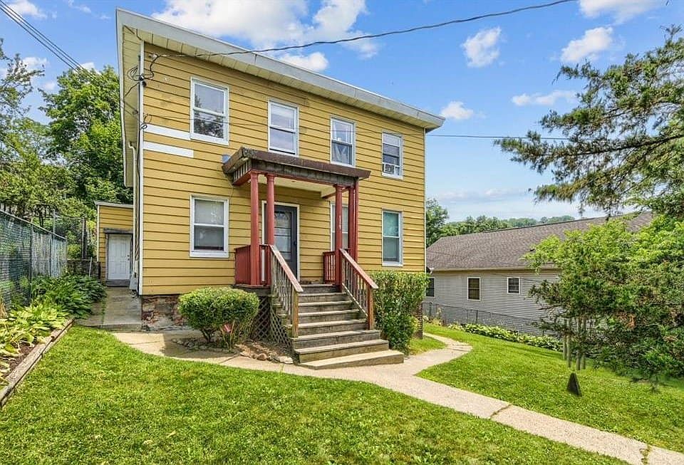 1st image of 119 High St APT 3