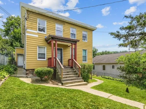 119 High St APT 3, Peekskill, NY 10566