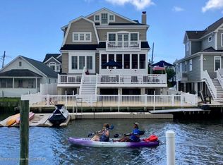 5 Pickell Aly, Manasquan, NJ 08736