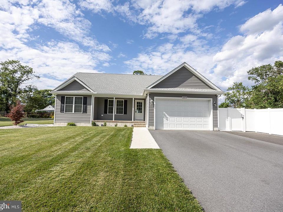 1st image of 11039 Carter Ln