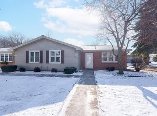 937 S West Ct APT D, Appleton, WI 54915