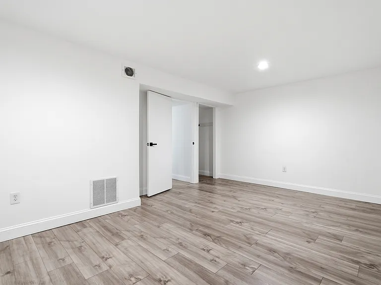 22 Habersham Ct — Photo 13