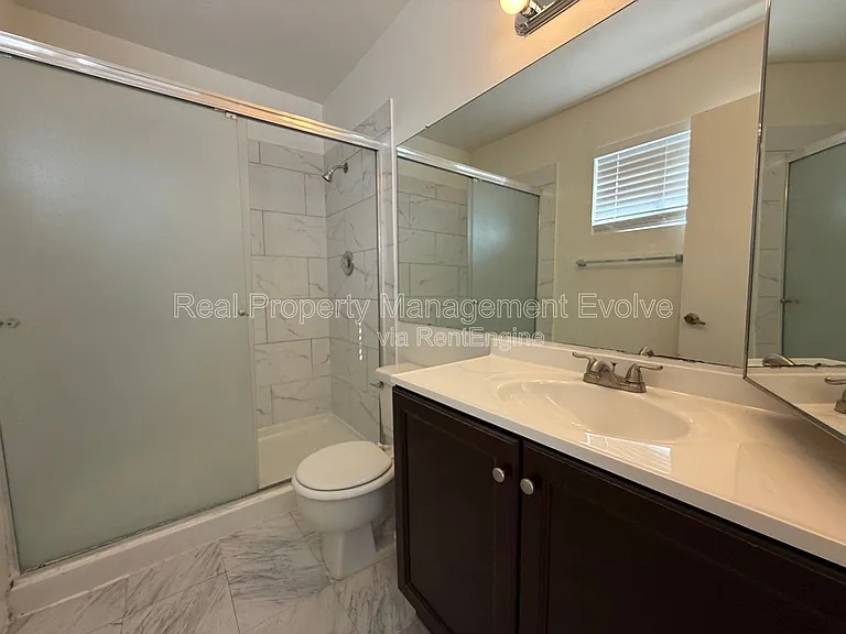 6437 W Sierra St — Photo 20