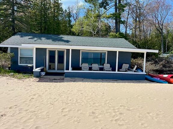 3rd image of 3855 El Cajan Rd