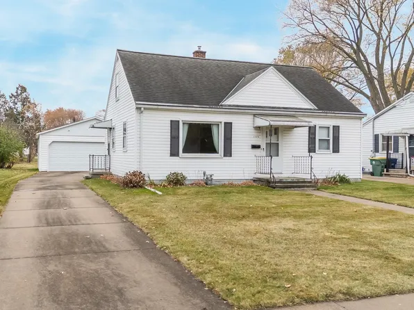 1175 Mather St, Green Bay, WI 54303