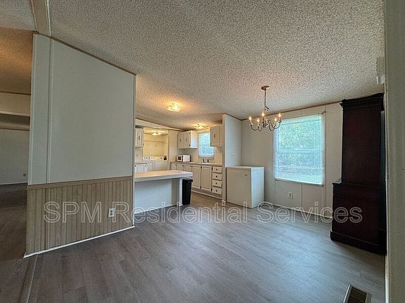 5th image of 1227 Village Rd