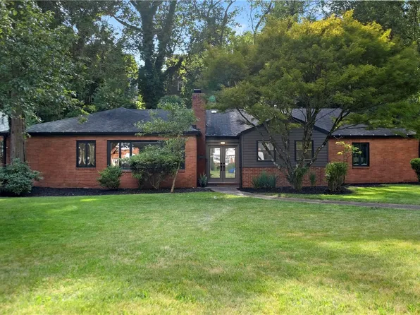 1541 Williamsburg Pl, Pittsburgh, PA 15235