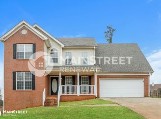 190 Landing Ln, Covington, GA 30016