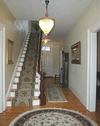 2nd image of 25 Schreibers Ln