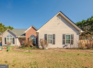 160 Glenn Fuller Cir, Commerce, GA 30529