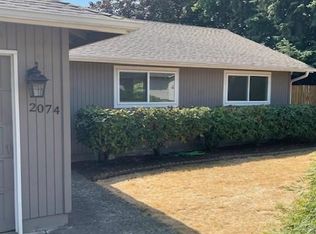 2074 Elmwood Dr S, Salem, OR 97306