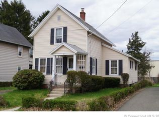 32 Hillside Ave, Middletown, CT 06457