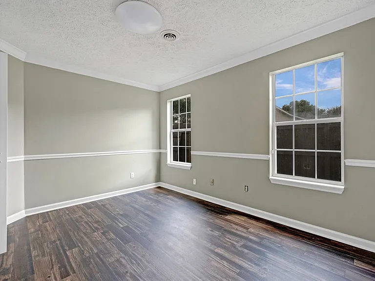 2712 Riverbend Dr — Photo 12