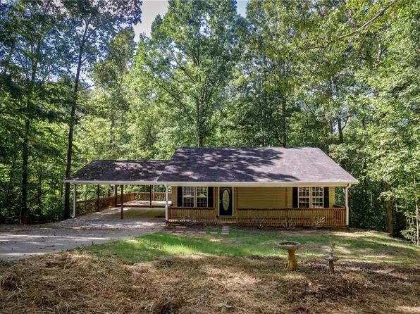 173 Hardwood Dr, Cleveland, GA 30528