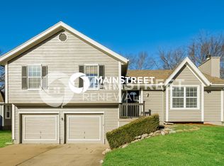 3320 S Bryn Mawr Dr, Independence, MO 64057